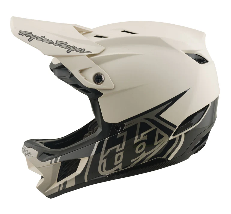 Вело каска Troy Lee Designs D4 Composite Helmet Stealth Pumice